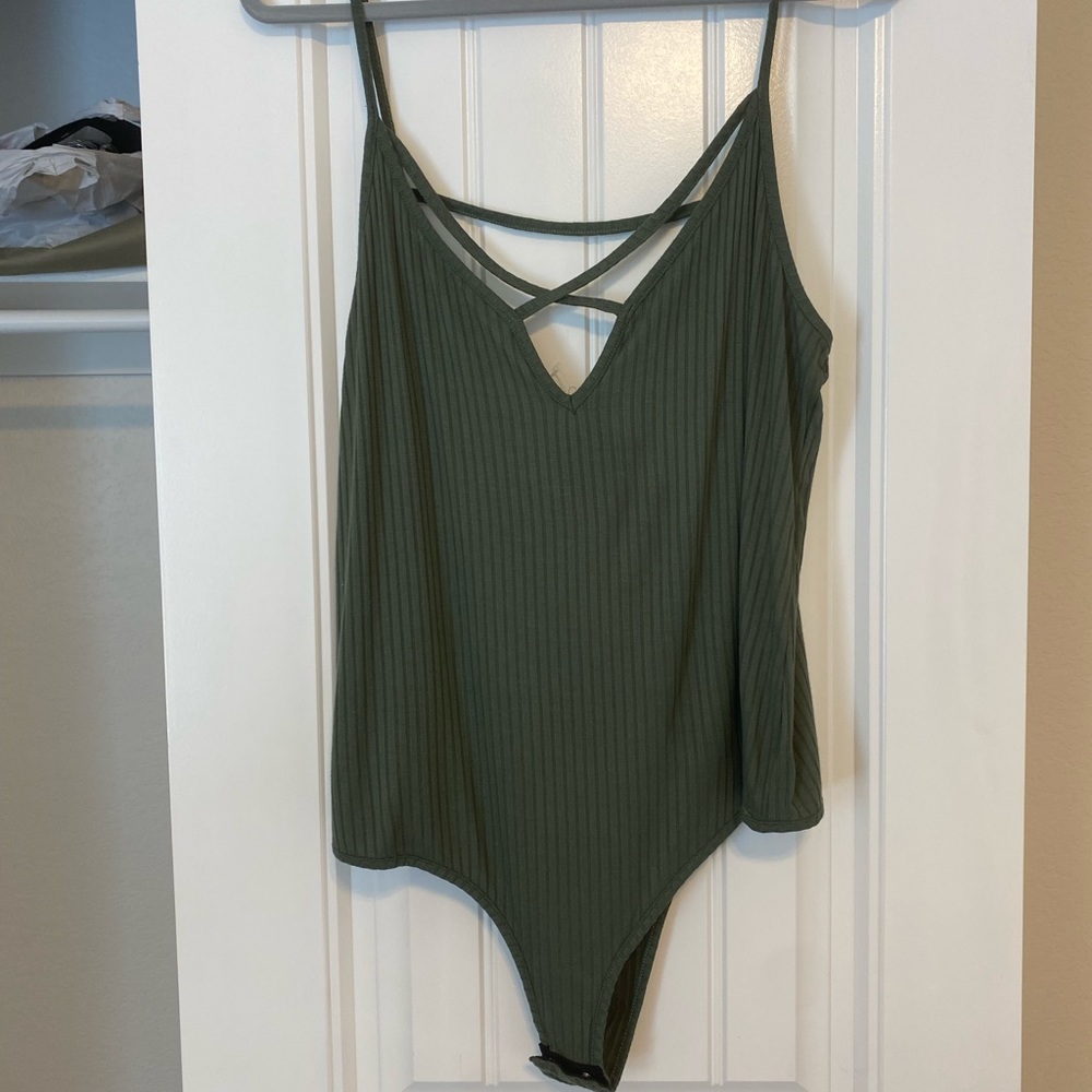 Ribbed green bodysuit